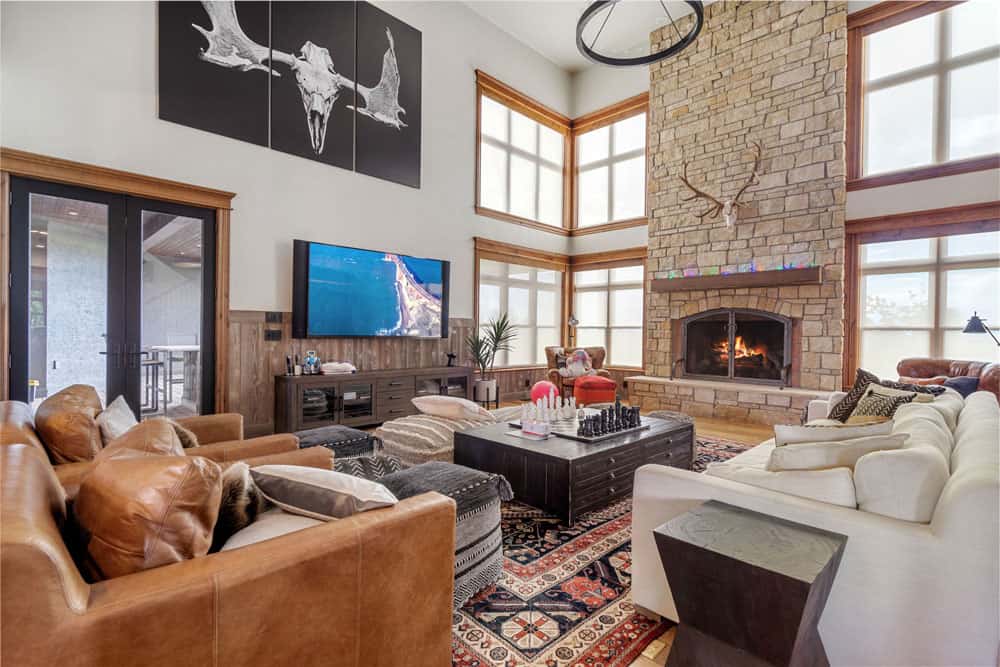 Harmonic Series custom design Athlete's Ranch Retreat - Living Room View